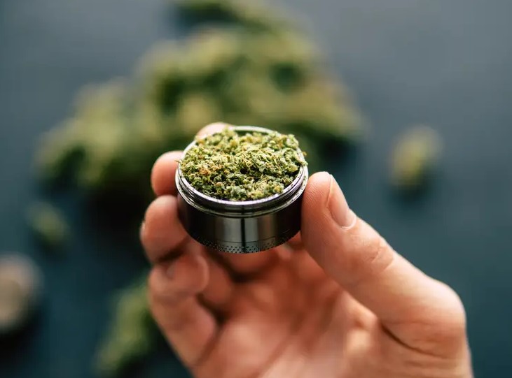 How to Smoke Weed