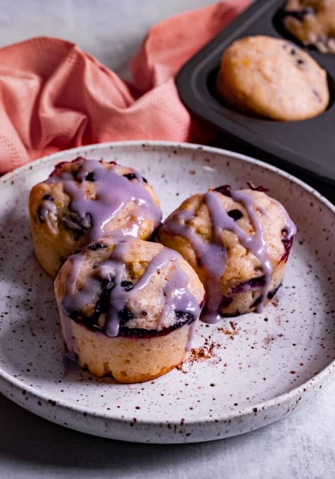 Muffins infusés au cannabis avec bleuets, lavande et pépites de chocolat