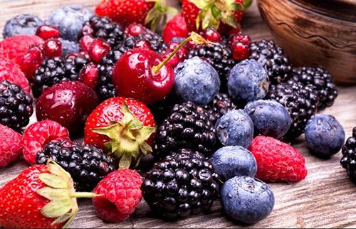 5 Cannabis Strains With a Berry Flavor Worth Trying