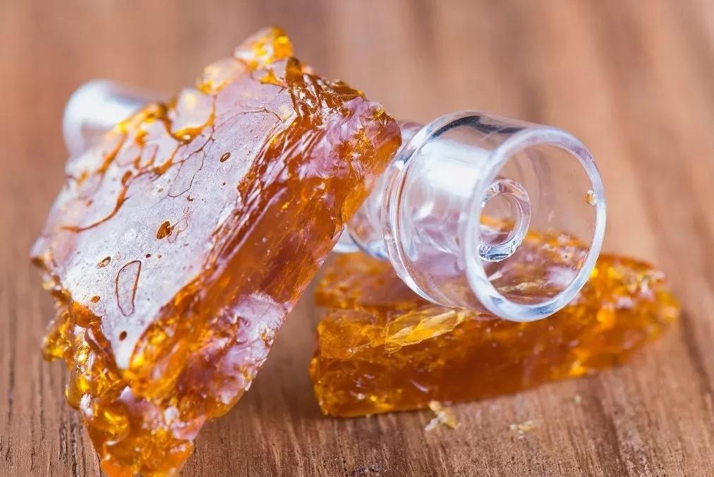 What Is Live Resin? Flavour, Potency and How It's Made