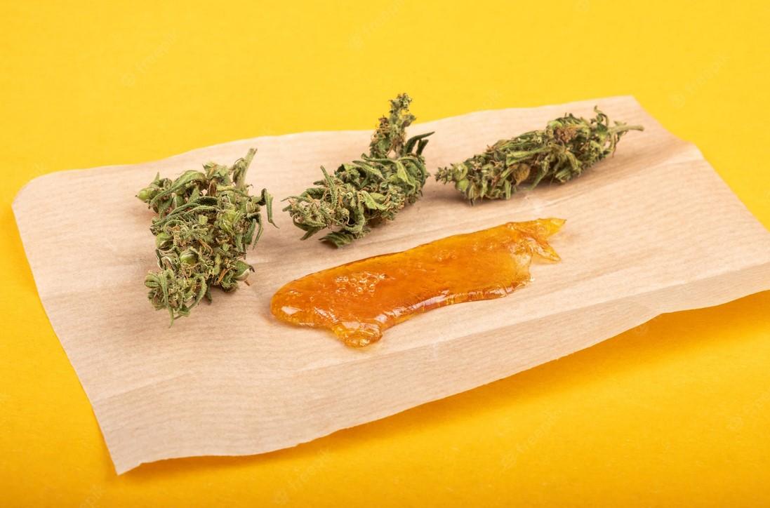 How to Make Shatter: The Process, Risks and Safer Alternatives