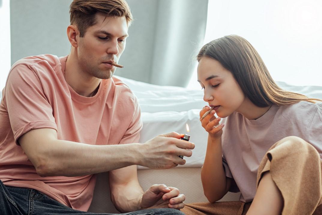 Weed and Relationships: What Does the Research Say?