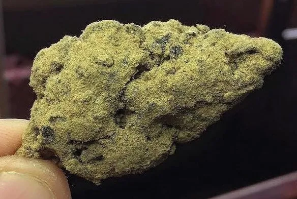 What It Is Moon Rock Weed, How It Is Prepared and What Effects It Produces