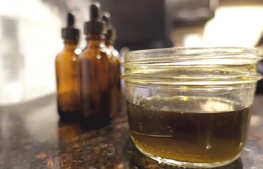 DIY Edible Recipes: Weed Coconut Oil And Cannabis Tincture