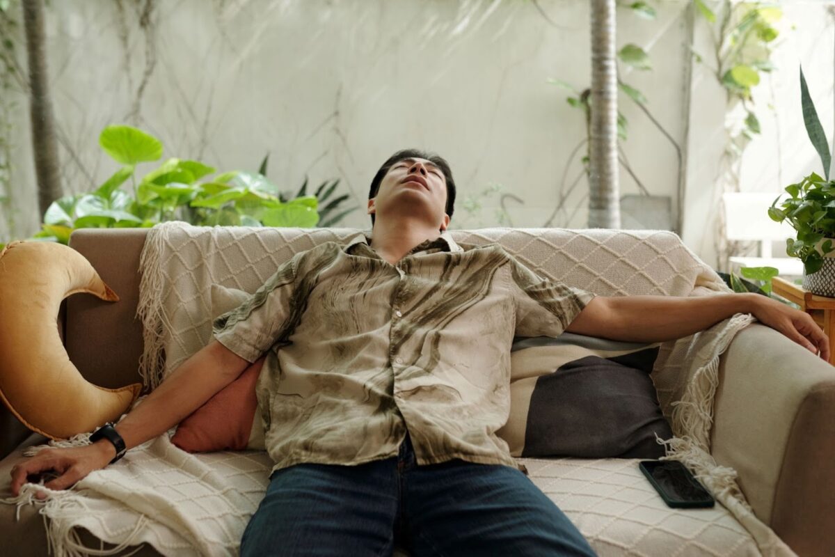 What is Couch Lock? Your Guide to Cannabis-Induced Stillness
